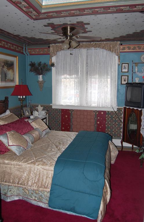 Schuster Mansion Bed & Breakfast Milwaukee Bilik gambar