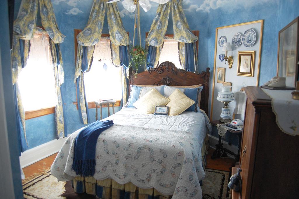 Schuster Mansion Bed & Breakfast Milwaukee Bilik gambar